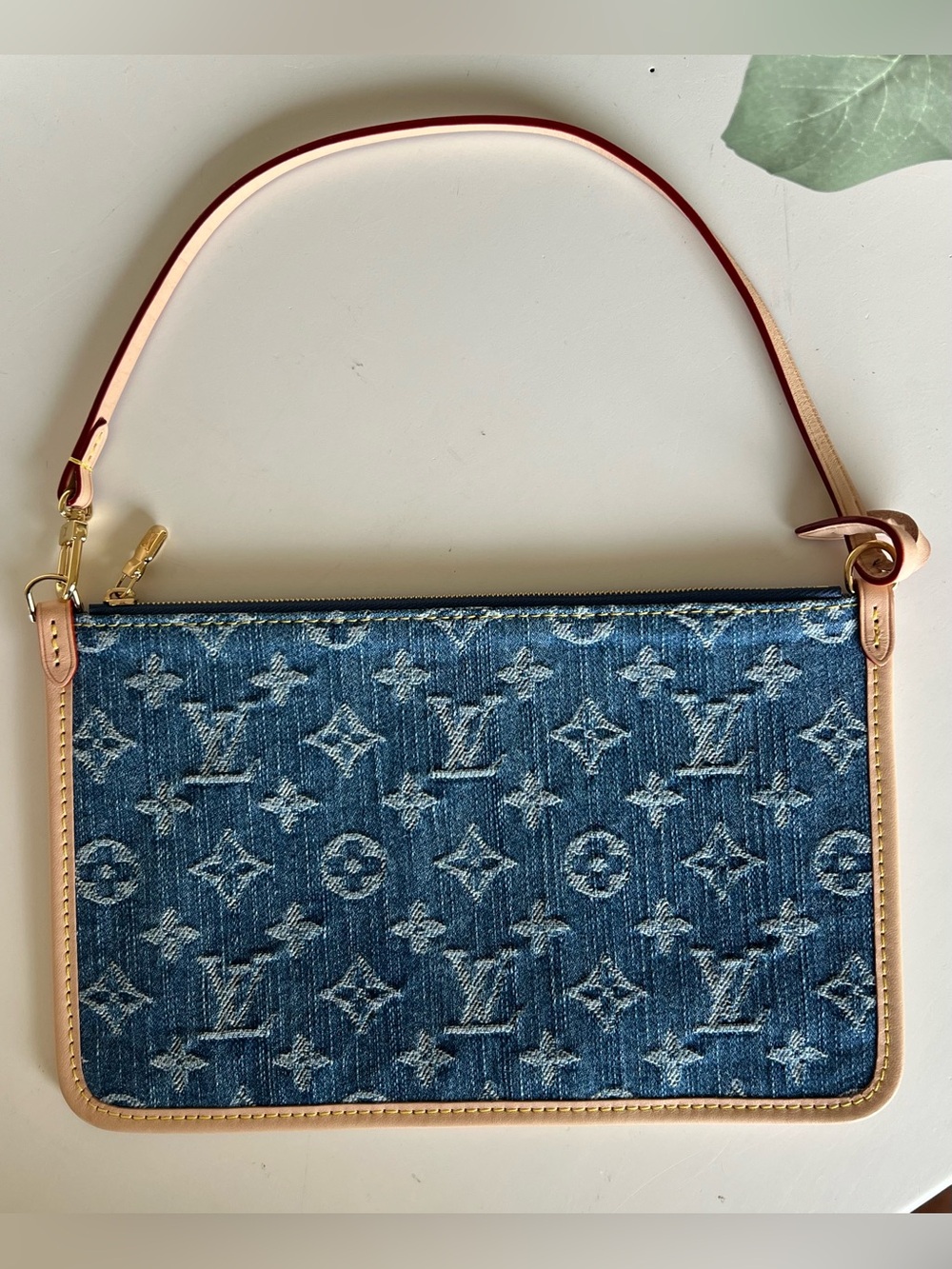 LOUIS VUITTON Monogram Denim Carryall MM Pochette Blue 💙 Like New - Picture 5 of 16